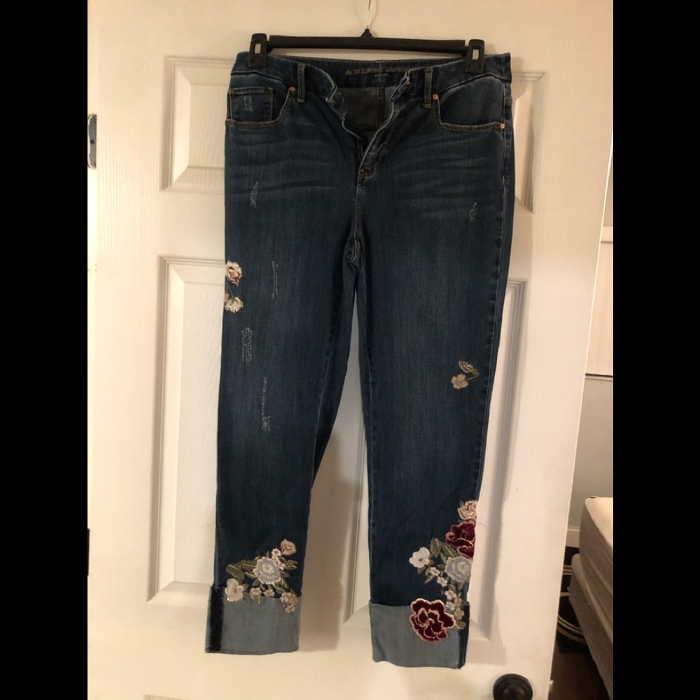 Chico’s SO Slimming girlfriend ankle jeans
